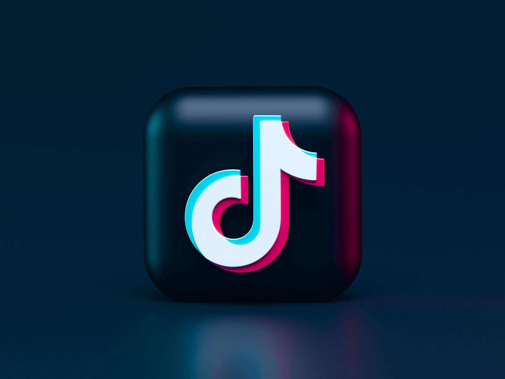 TIKTOK Y ESTADOS UNIDOS: UN NUEVO COMIENZO EN MATERIA DE PROTECCIÓN DE DATOS PERSONALES